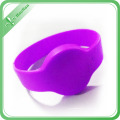 Bracelet en silicone personnalisé de haute qualité en gros de nouvelle année